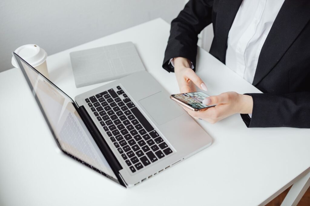 How to build a SaaS feature page that actually converts